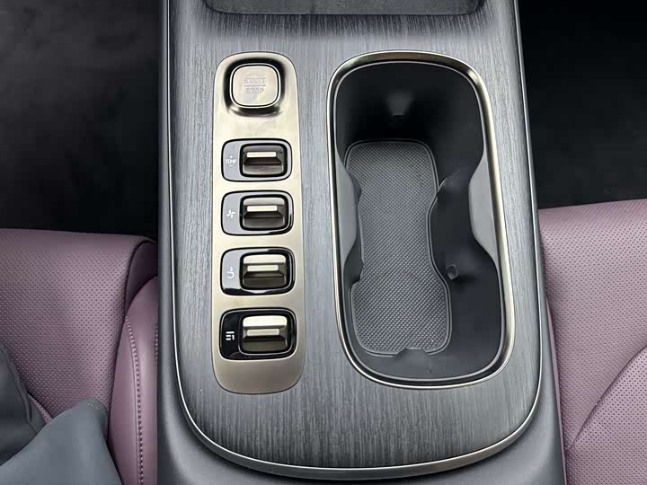 Фото 11 - Xiaomi SU7