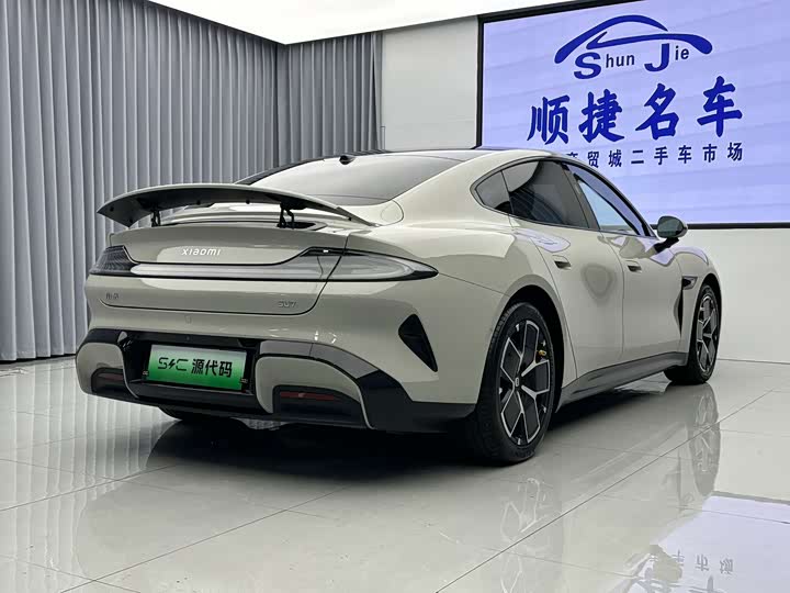 Фото 28 - Xiaomi SU7