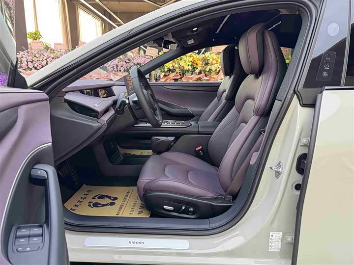 Фото 10 - Xiaomi SU7