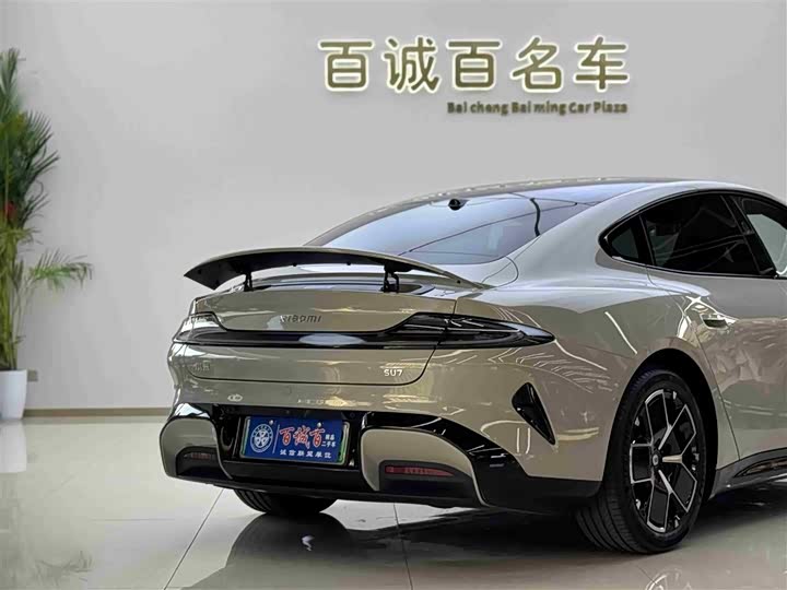 Фото 9 - Xiaomi SU7