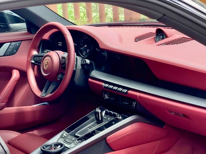 Фото 13 - Porsche 911