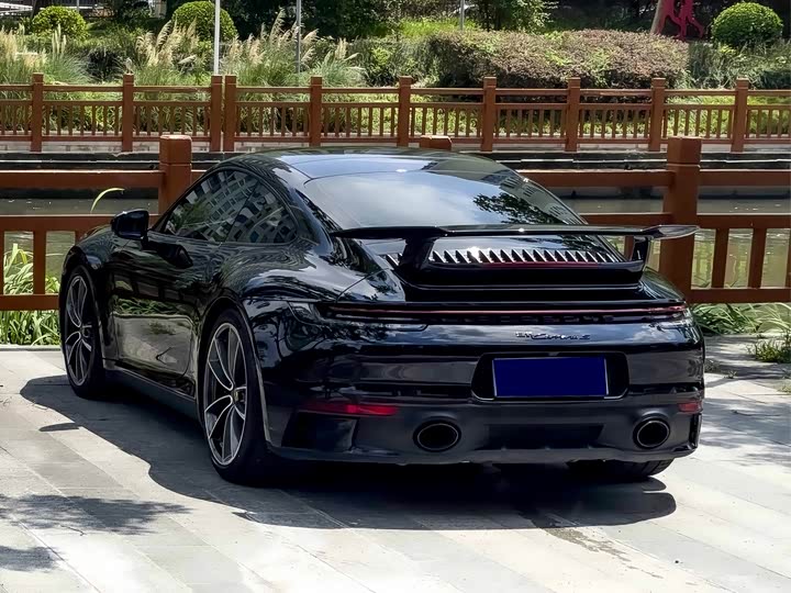 Фото 6 - Porsche 911