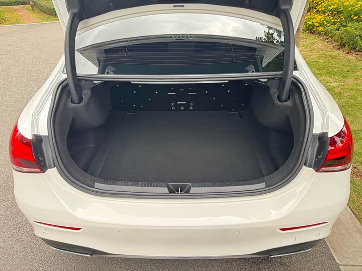 Фото 20 - Mercedes-Benz A-Class