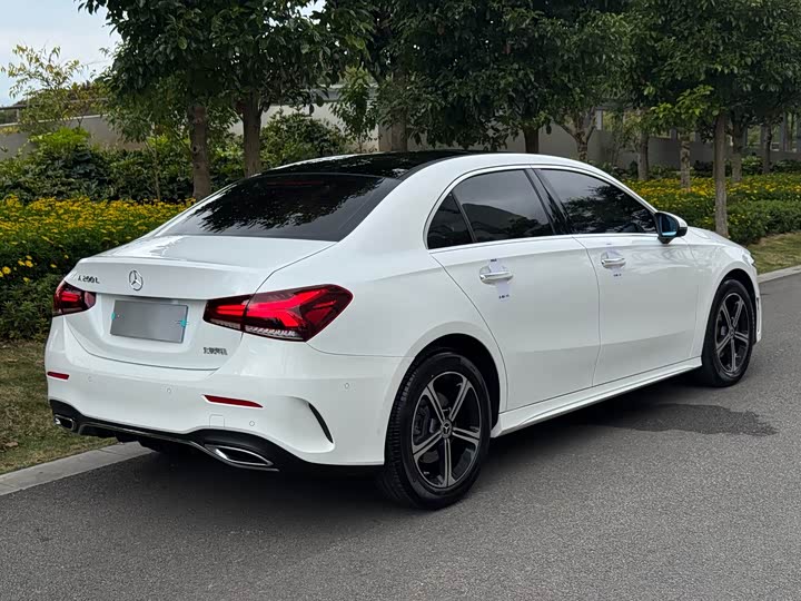 Фото 29 - Mercedes-Benz A-Class