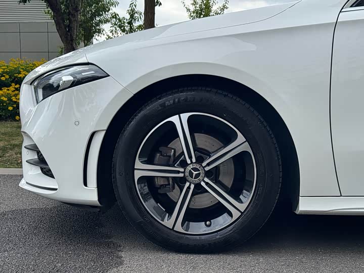 Фото 6 - Mercedes-Benz A-Class