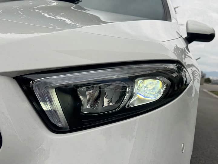 Фото 8 - Mercedes-Benz A-Class