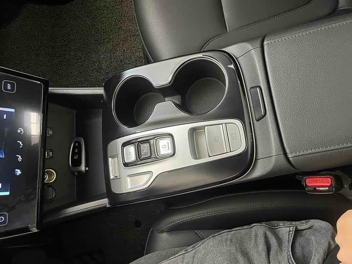 Фото 10 - Hyundai Tucson L