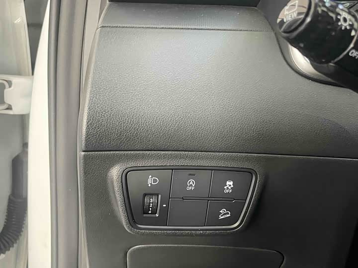 Фото 14 - Hyundai Tucson L