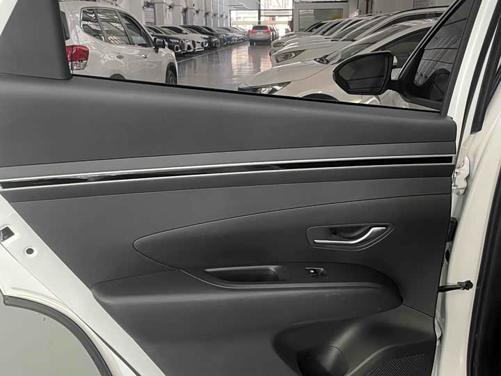 Фото 18 - Hyundai Tucson L