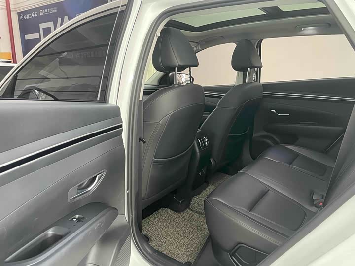 Фото 19 - Hyundai Tucson L