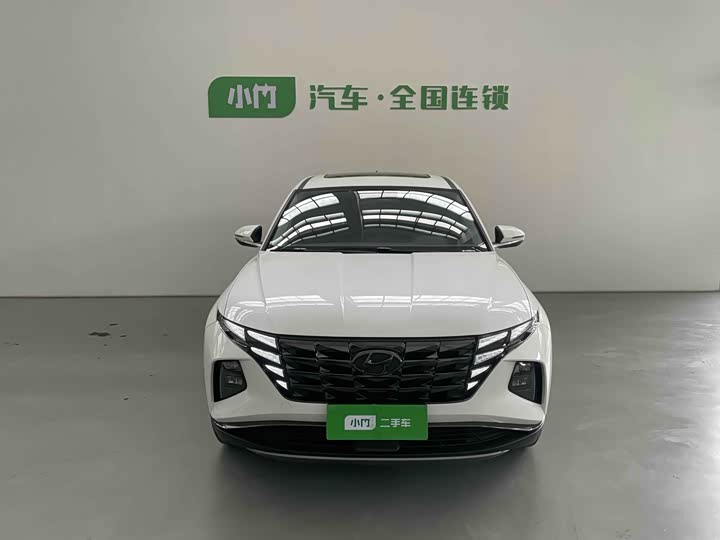 Фото 2 - Hyundai Tucson L