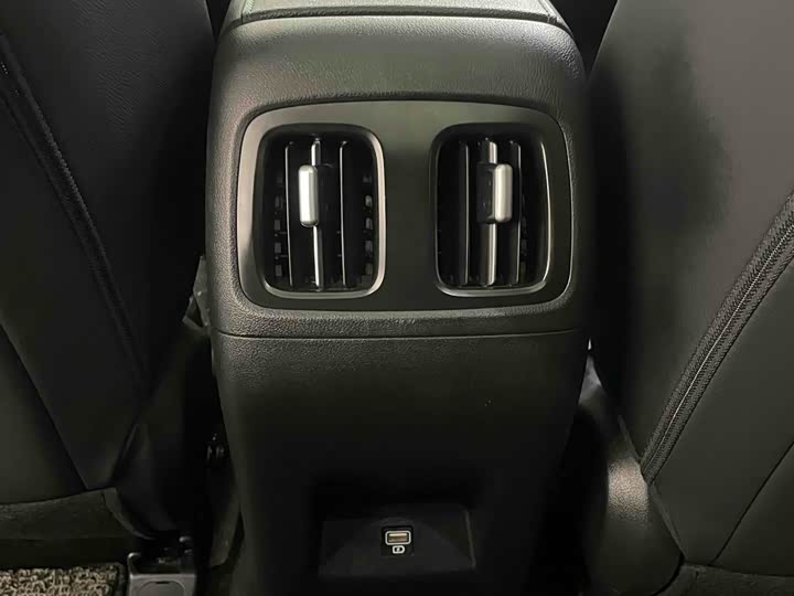 Фото 21 - Hyundai Tucson L