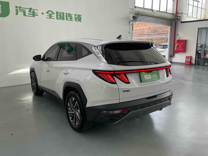 Фото 6 - Hyundai Tucson L