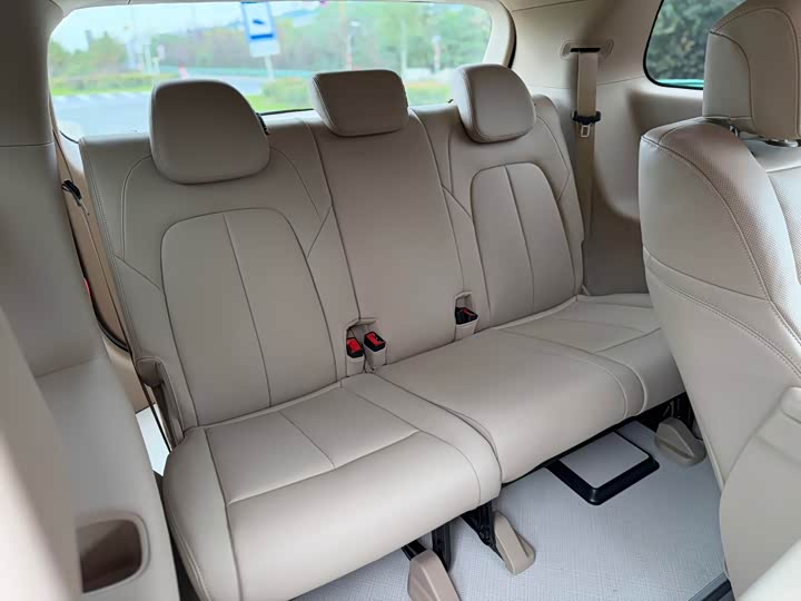 Фото 13 - Buick GL8 ES