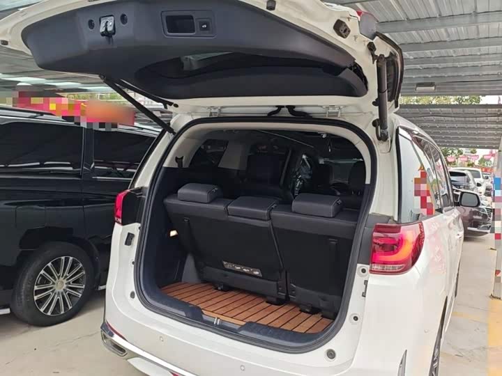 Фото 7 - GAC Trumpchi M8