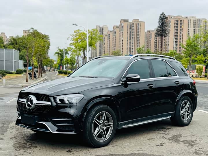 Фото 1 - Mercedes-Benz GLE-Class