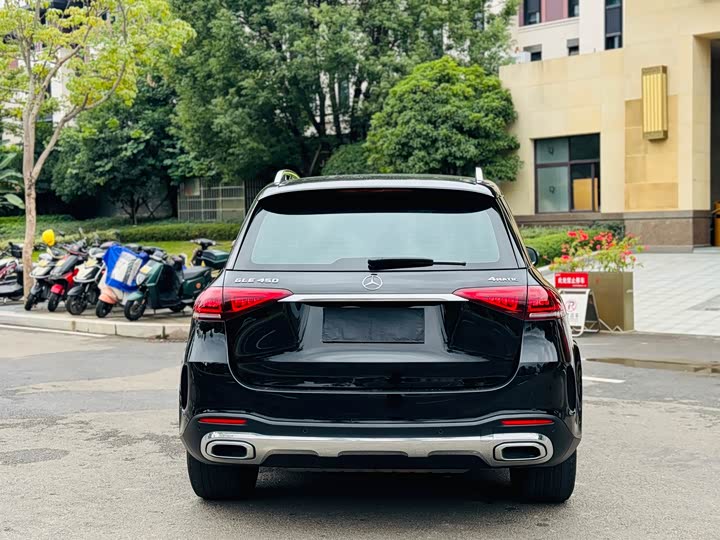 Фото 16 - Mercedes-Benz GLE-Class