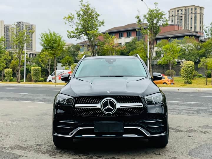 Фото 2 - Mercedes-Benz GLE-Class