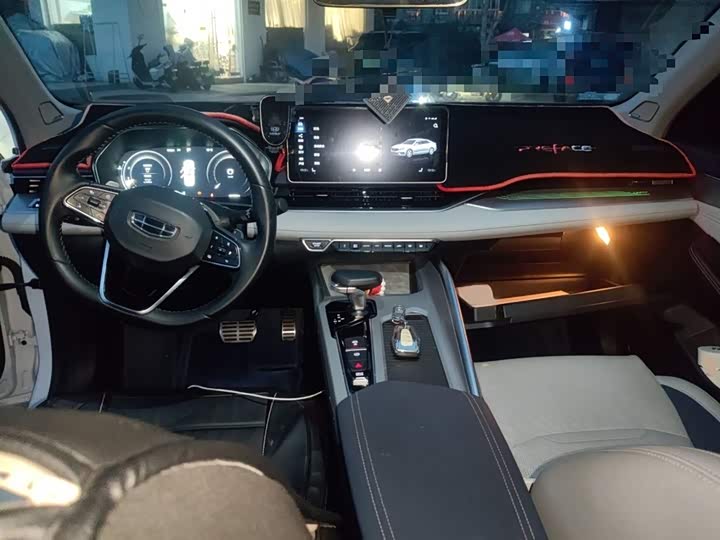 Фото 13 - Geely Preface