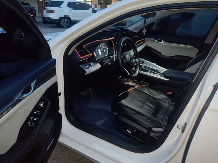 Фото 14 - Geely Preface