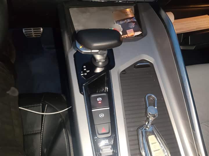 Фото 7 - Geely Preface