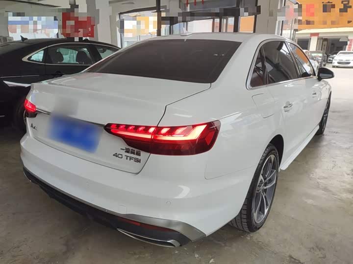 Фото 7 - Audi A4L