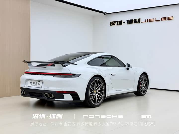 Фото 4 - Porsche 911