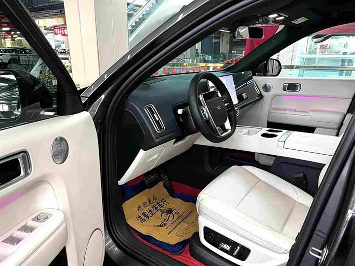 Фото 4 - LiXiang L8