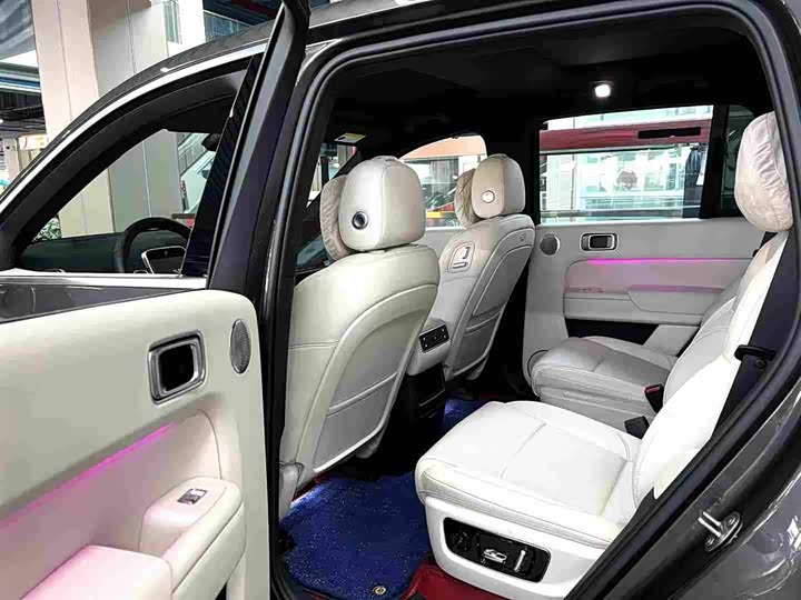 Фото 5 - LiXiang L8