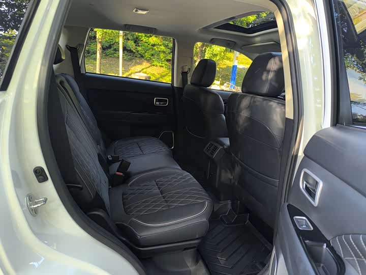 Фото 26 - Mitsubishi Outlander