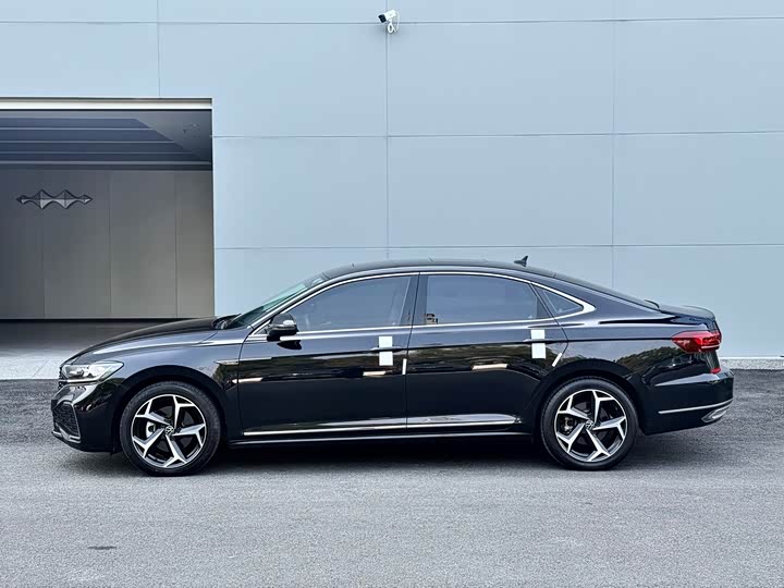 Фото 4 - Volkswagen Passat