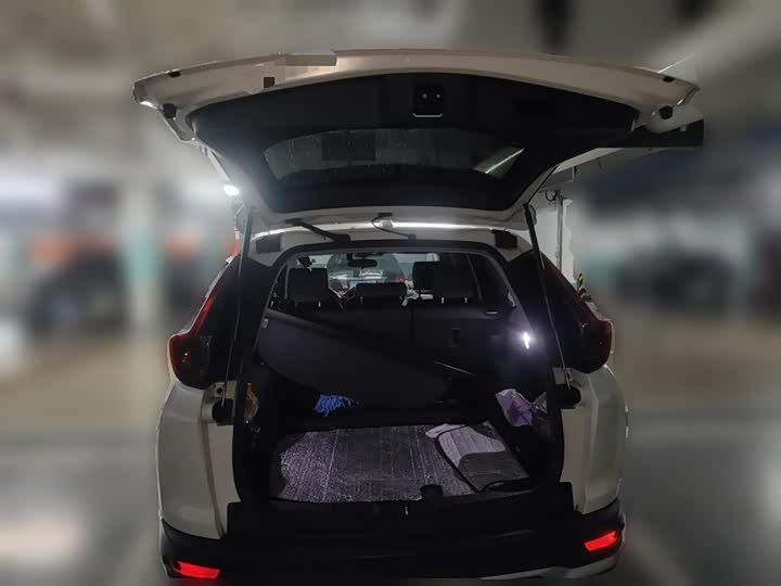 Фото 10 - Honda CR-V