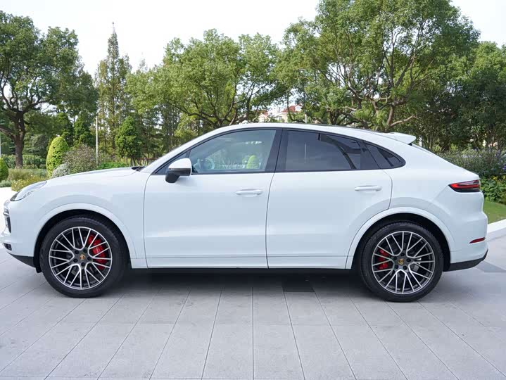 Фото 3 - Porsche Cayenne