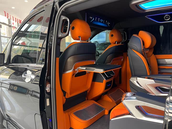 Фото 12 - Mercedes-Benz Vito