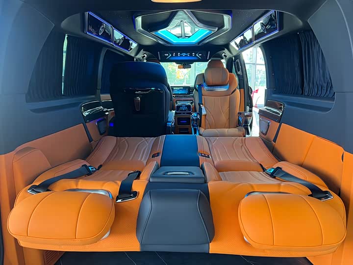 Фото 16 - Mercedes-Benz Vito