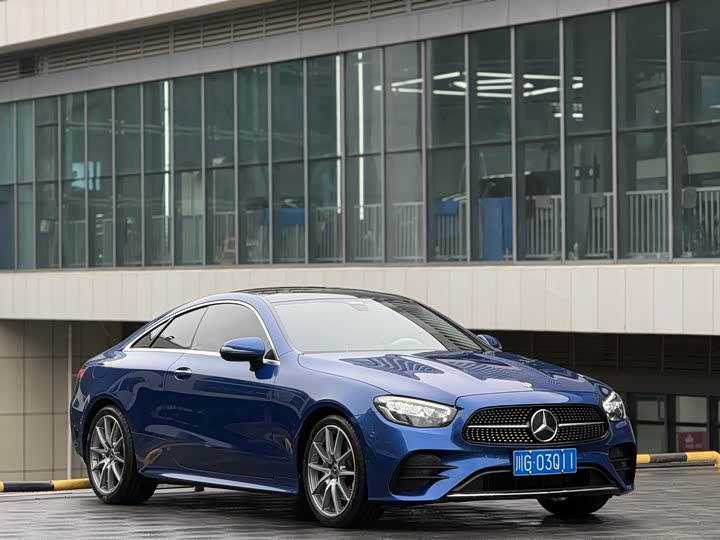 Фото 7 - Mercedes-Benz E-Class