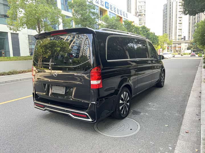 Фото 15 - Mercedes-Benz Vito