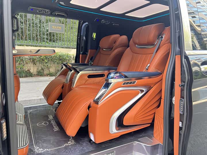 Фото 6 - Mercedes-Benz Vito