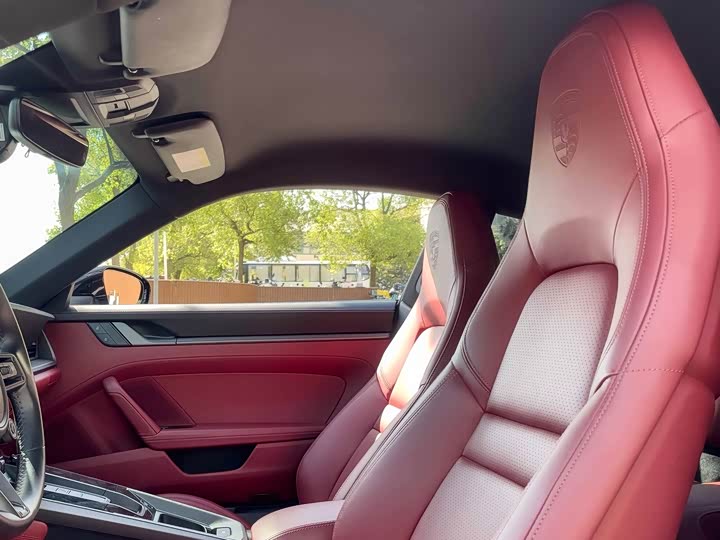 Фото 7 - Porsche 911