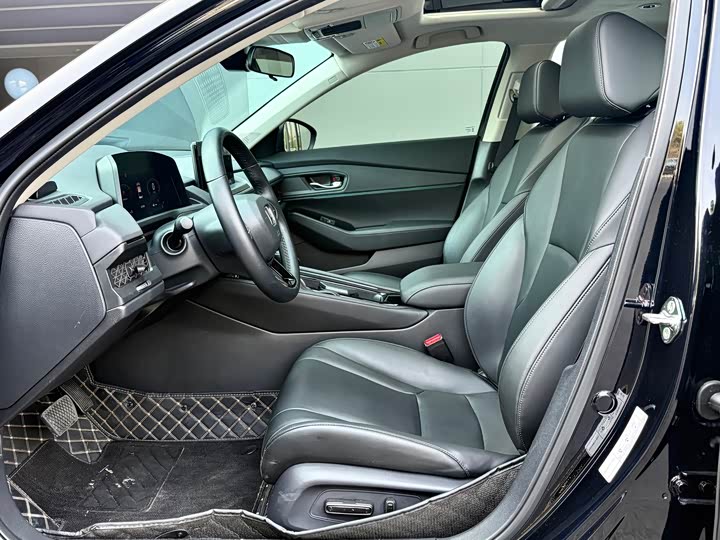 Фото 5 - Honda Accord