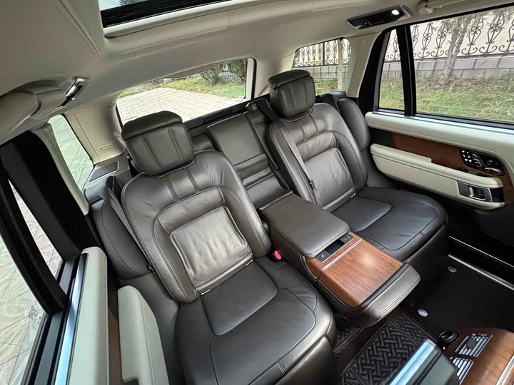 Фото 18 - Land Rover Range Rover