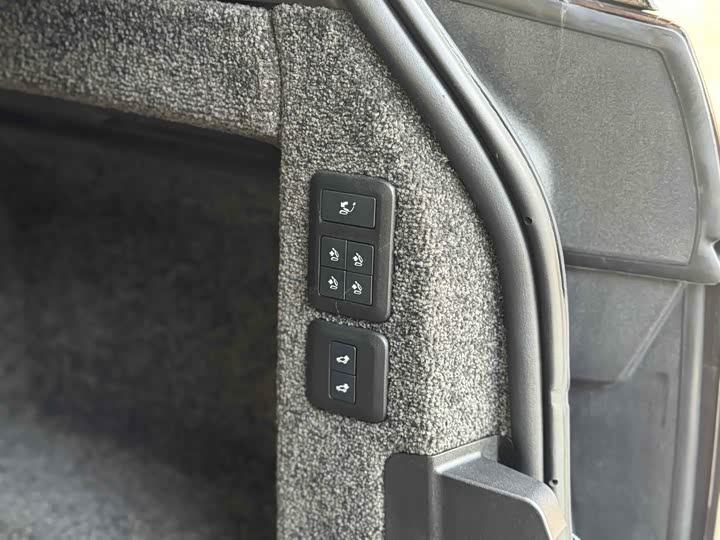 Фото 34 - Land Rover Range Rover