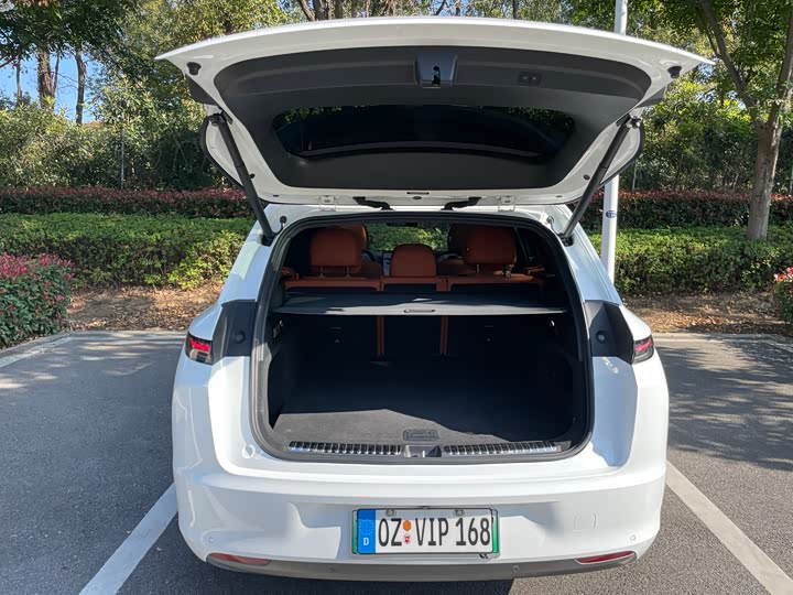 Фото 15 - LiXiang L7