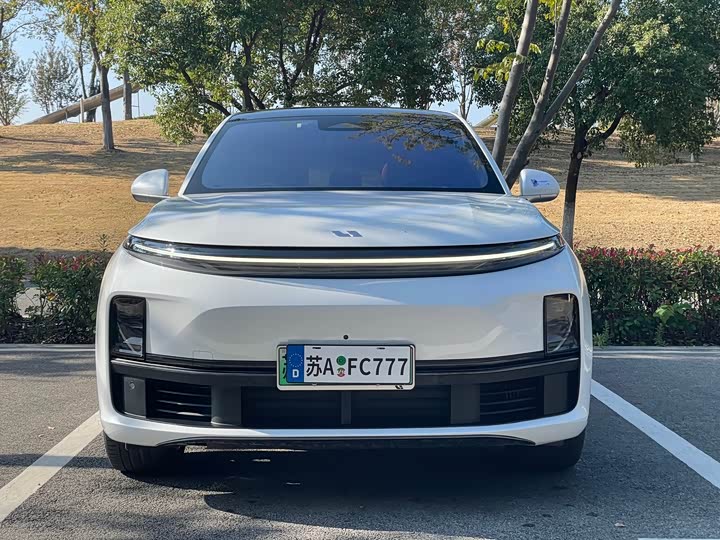 Фото 2 - LiXiang L7