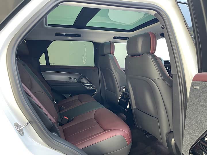 Фото 12 - Land Rover Range Rover Sport