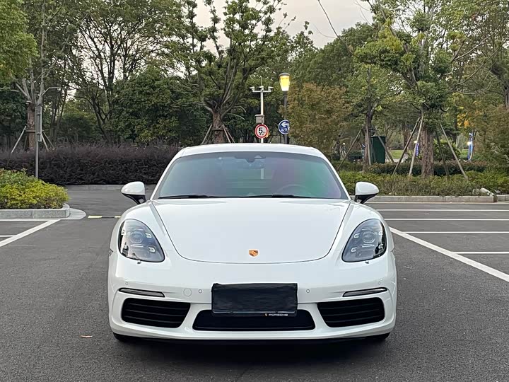 Фото 2 - Porsche 718