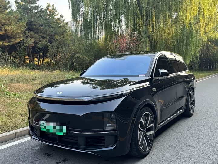 Фото 1 - LiXiang L8