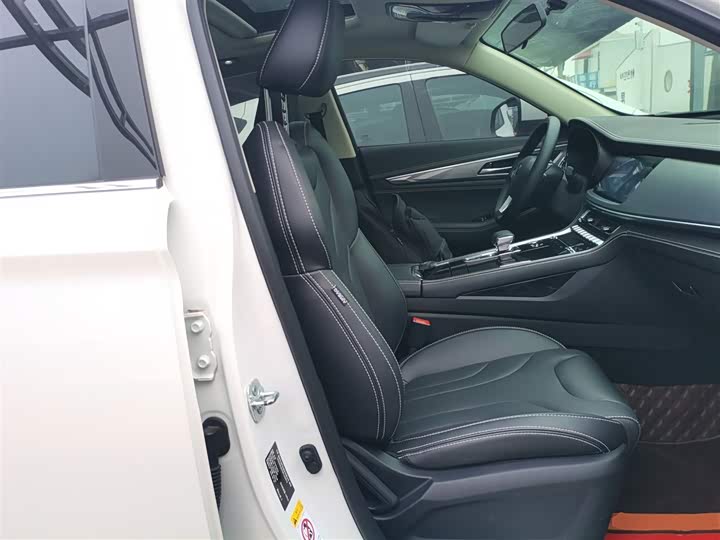 Фото 25 - Changan CS85 Coupe