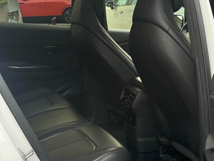 Фото 12 - Nio EC6