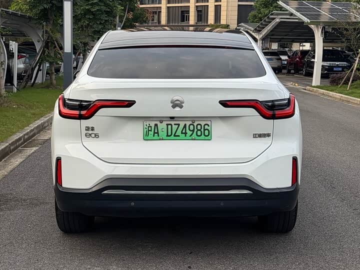 Фото 7 - Nio EC6